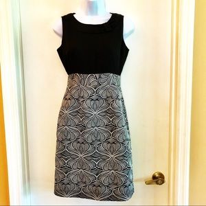 Banana Republic Outlet black & white dress size 0